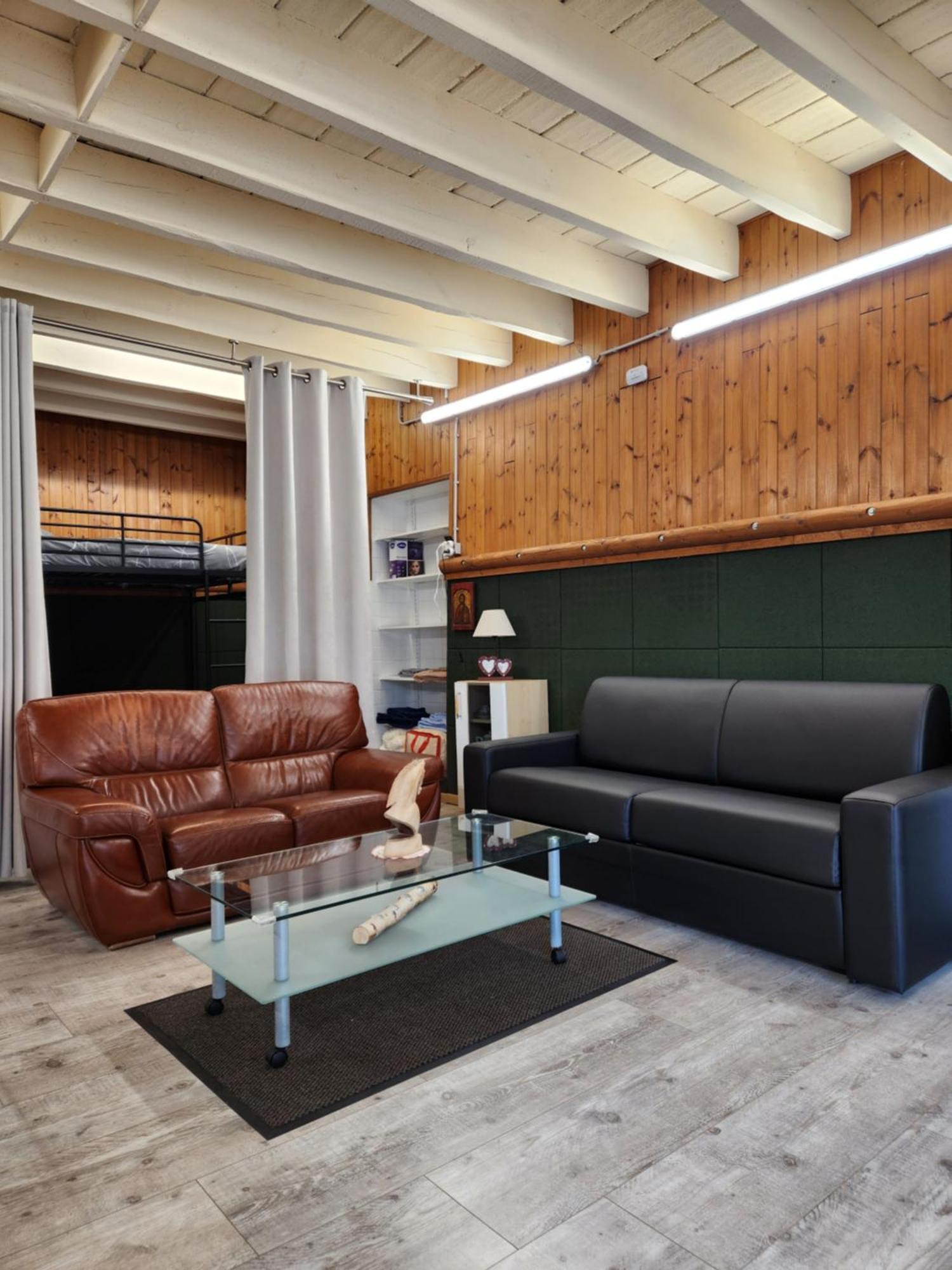 Holiday home Detendez-vous A Montverdun